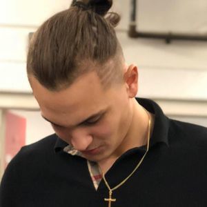 Meet your Posher, Max